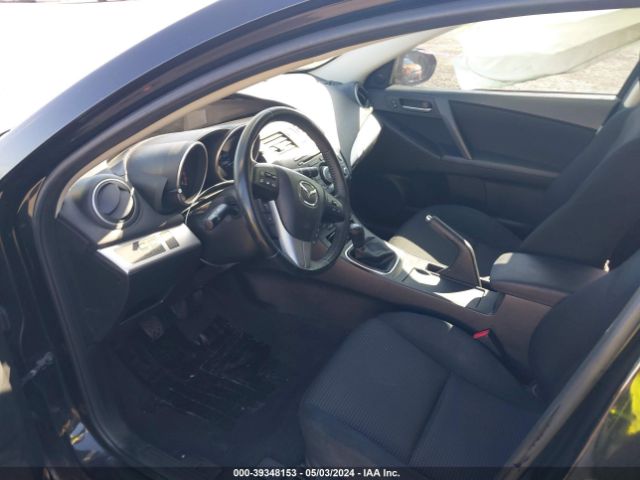 Photo 4 VIN: JM1BL1L82C1609869 - MAZDA MAZDA3 