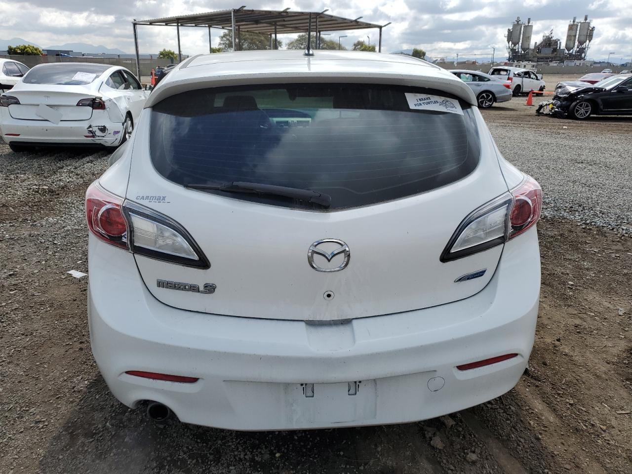 Photo 5 VIN: JM1BL1L84C1631825 - MAZDA 3 