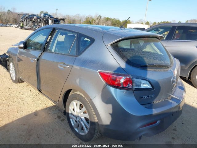 Photo 2 VIN: JM1BL1L84C1684136 - MAZDA MAZDA3 