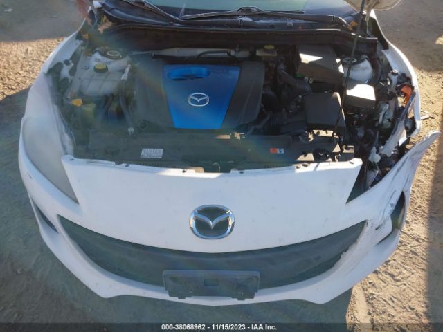 Photo 9 VIN: JM1BL1L86C1671422 - MAZDA MAZDA3 