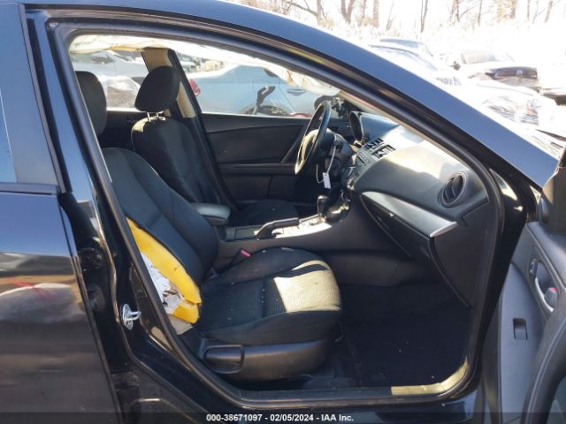 Photo 4 VIN: JM1BL1L87C1633911 - MAZDA MAZDA3 