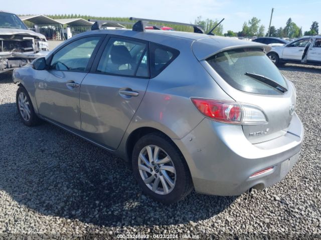 Photo 2 VIN: JM1BL1L87D1711007 - MAZDA MAZDA3 