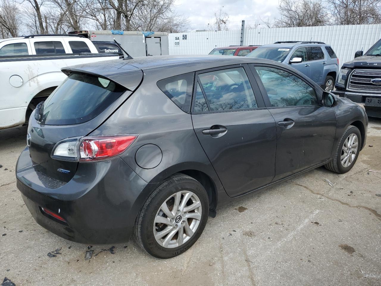 Photo 2 VIN: JM1BL1LP0D1834719 - MAZDA 3 