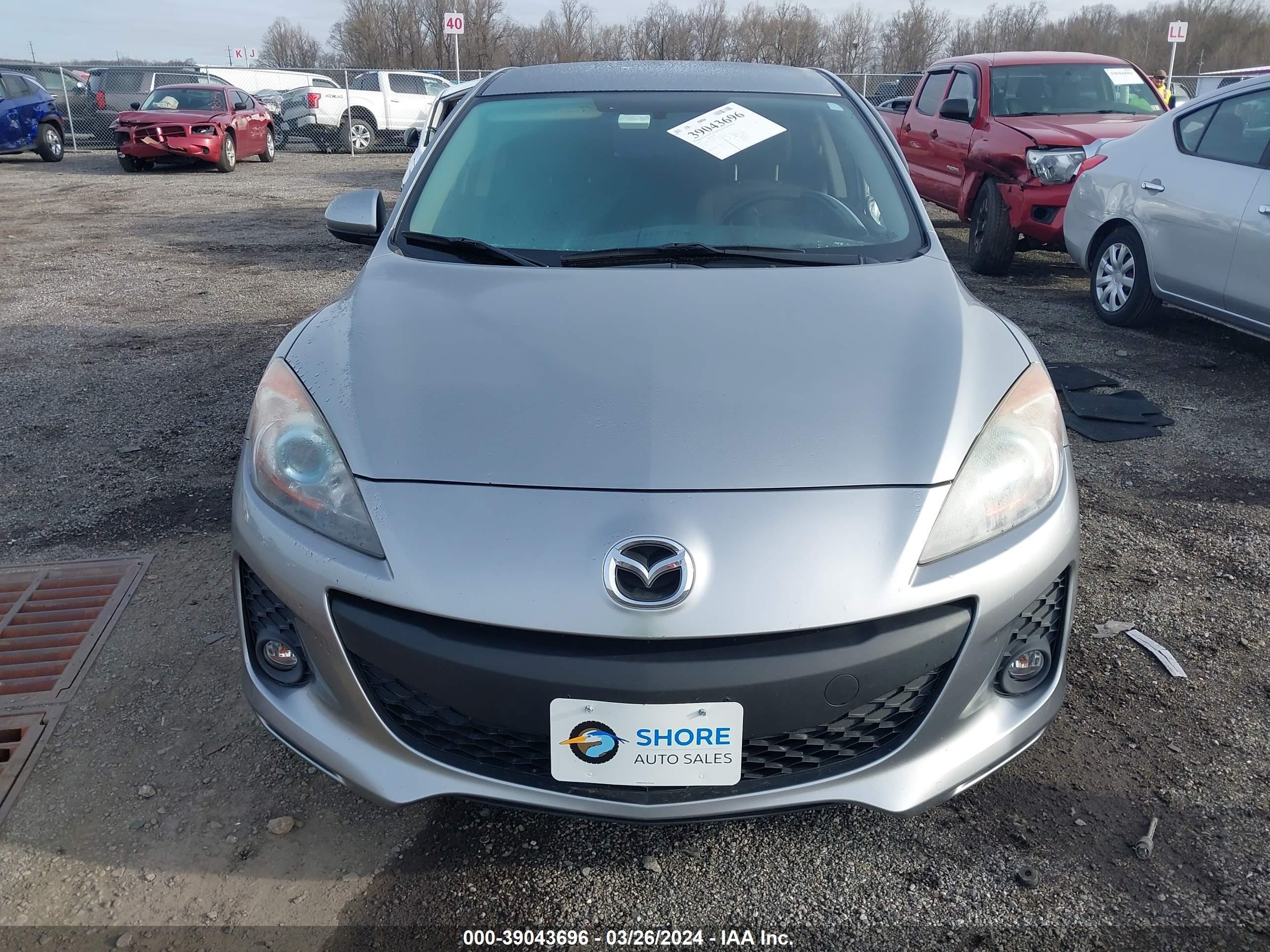 Photo 11 VIN: JM1BL1LP1D1832591 - MAZDA 3 