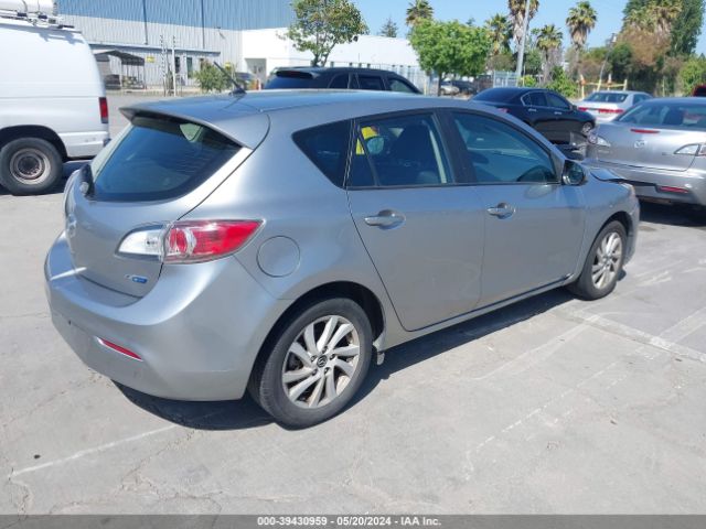 Photo 3 VIN: JM1BL1LP6D1726007 - MAZDA MAZDA3 