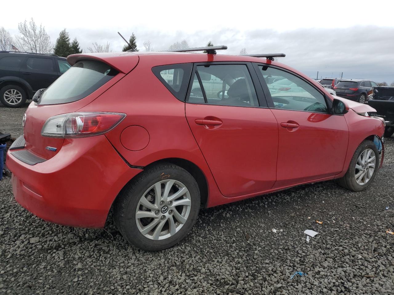 Photo 2 VIN: JM1BL1LP7D1830439 - MAZDA 3 