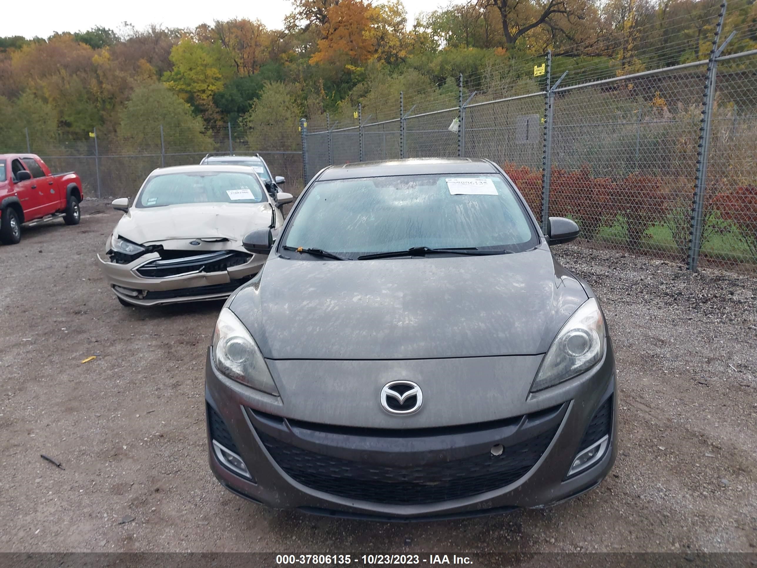 Photo 11 VIN: JM1BL1M50B1417174 - MAZDA 3 