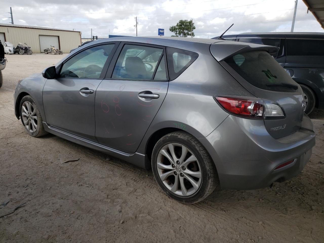 Photo 1 VIN: JM1BL1M51B1458235 - MAZDA 3 