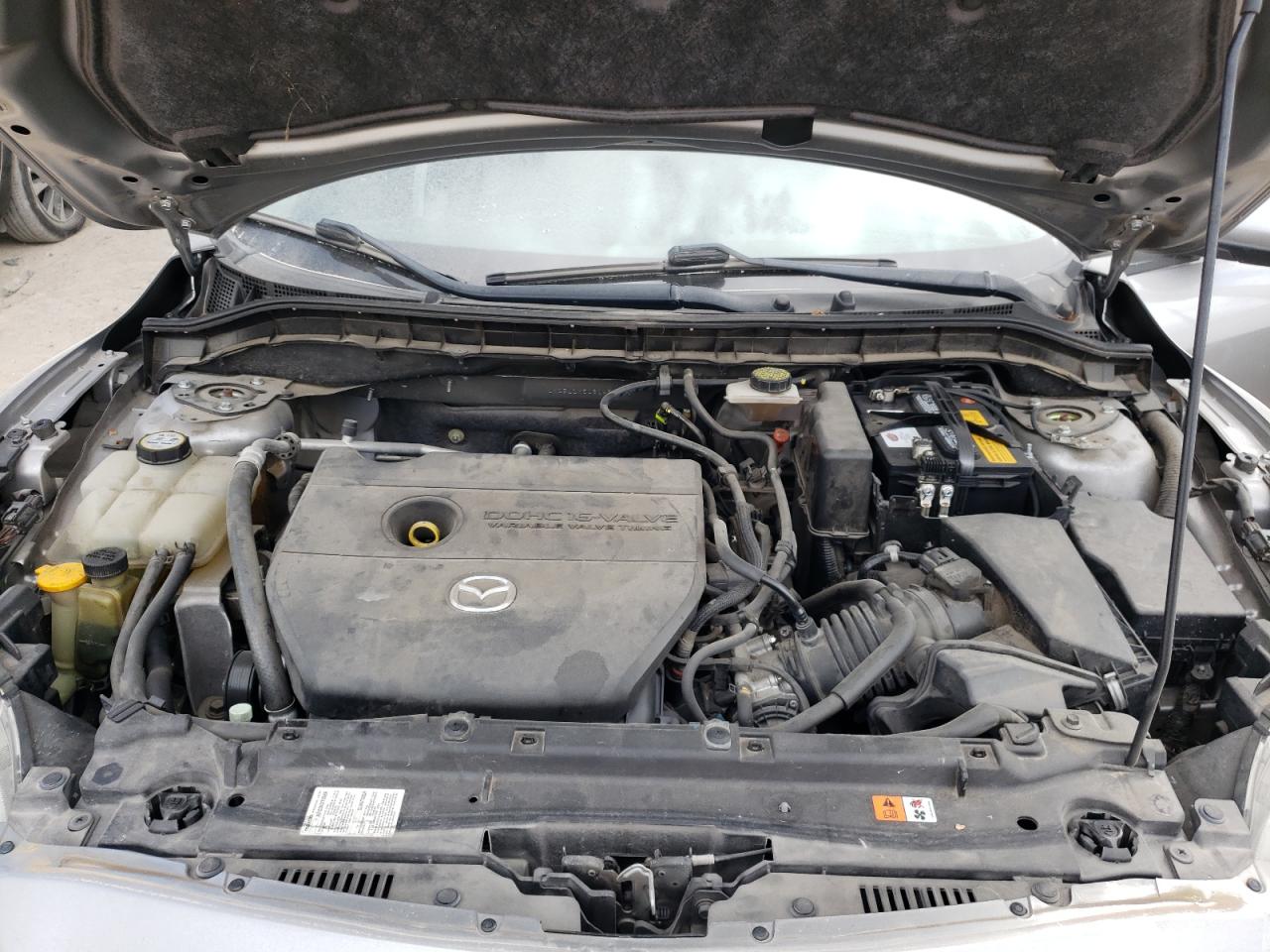 Photo 10 VIN: JM1BL1M51B1458235 - MAZDA 3 