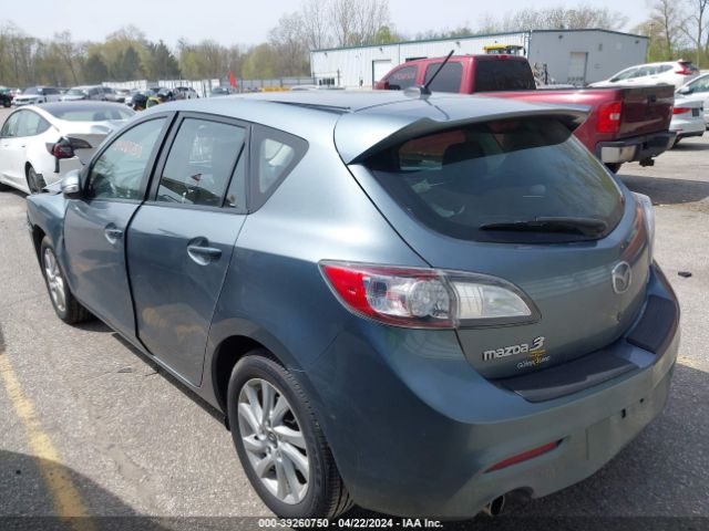 Photo 2 VIN: JM1BL1M70D1725322 - MAZDA MAZDA3 