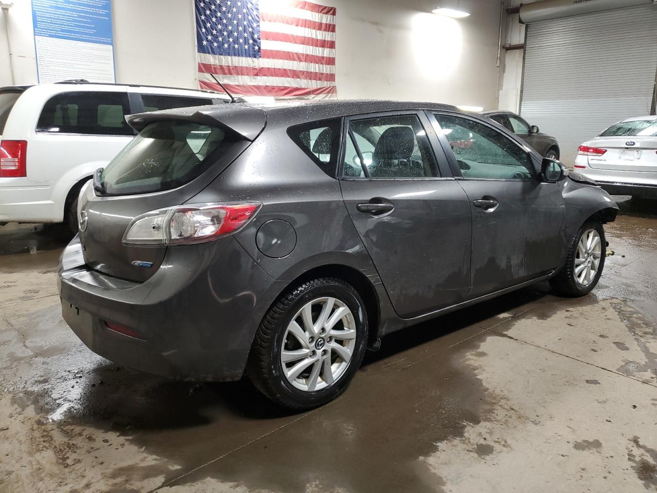 Photo 2 VIN: JM1BL1M71D1731288 - MAZDA 3 