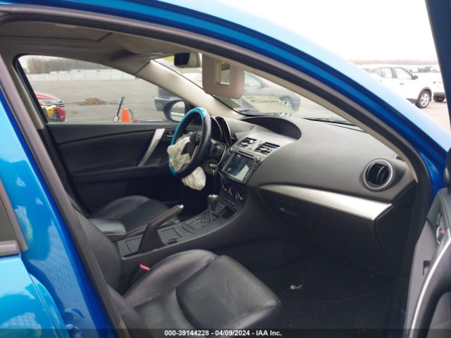 Photo 4 VIN: JM1BL1M79C1585799 - MAZDA MAZDA3 