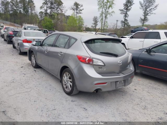 Photo 2 VIN: JM1BL1M79D1736643 - MAZDA MAZDA3 