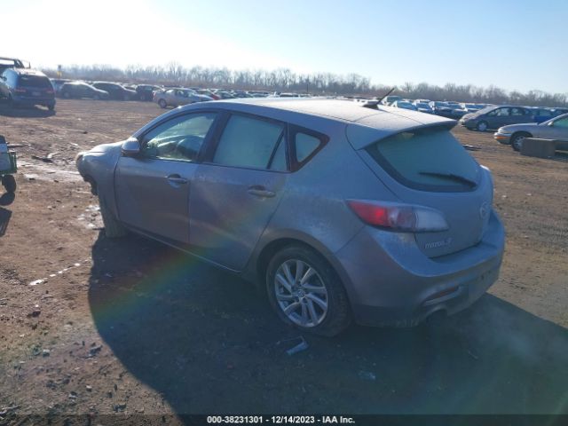 Photo 2 VIN: JM1BL1M7XC1657187 - MAZDA MAZDA3 