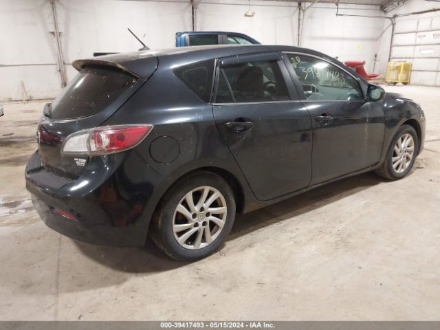 Photo 3 VIN: JM1BL1M80C1662553 - MAZDA MAZDA3 