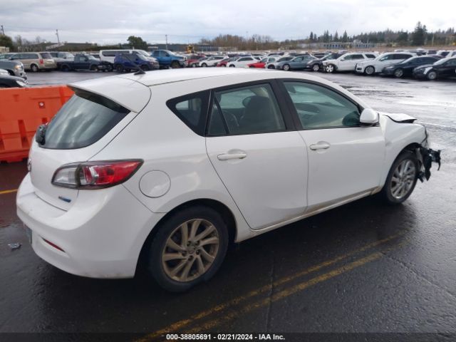 Photo 3 VIN: JM1BL1M88C1593837 - MAZDA MAZDA3 