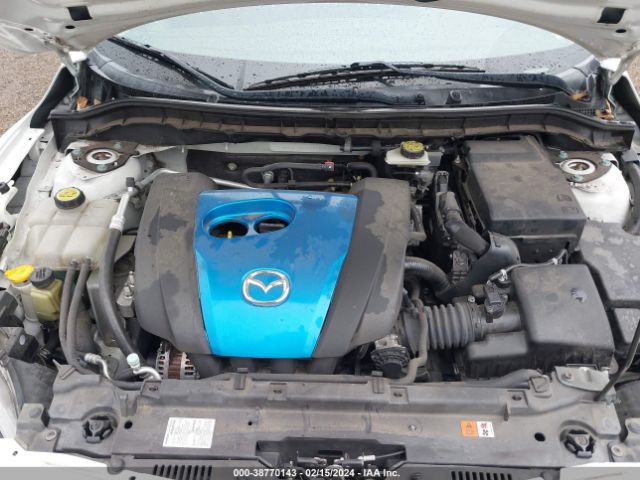 Photo 9 VIN: JM1BL1MP0D1840664 - MAZDA MAZDA3 