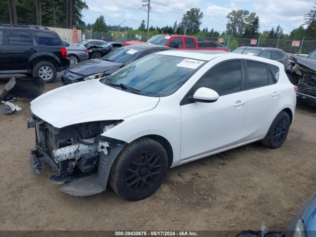 Photo 1 VIN: JM1BL1MP8D1739386 - MAZDA MAZDA3 