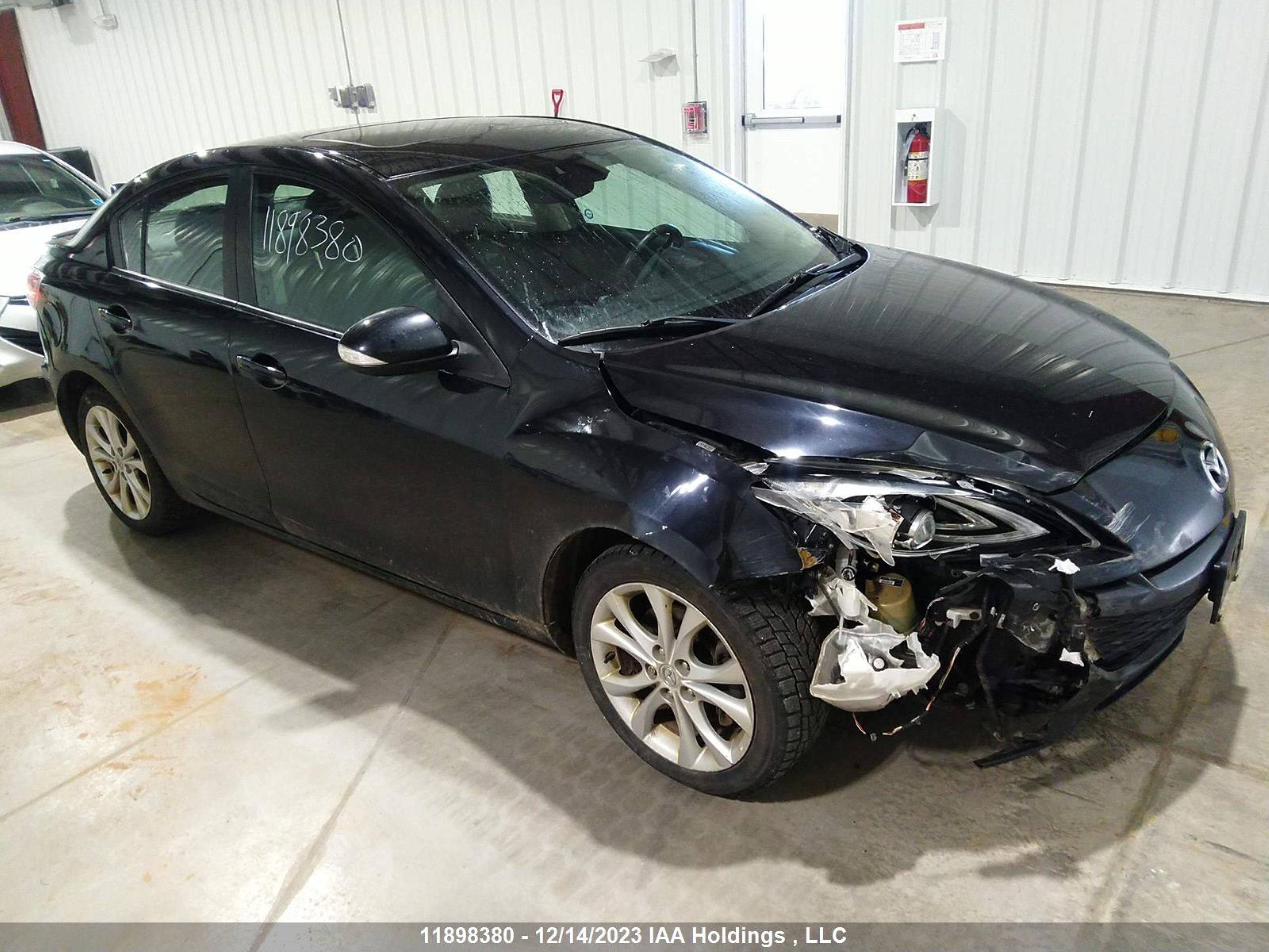 Photo 0 VIN: JM1BL1S51A1314847 - MAZDA 3 