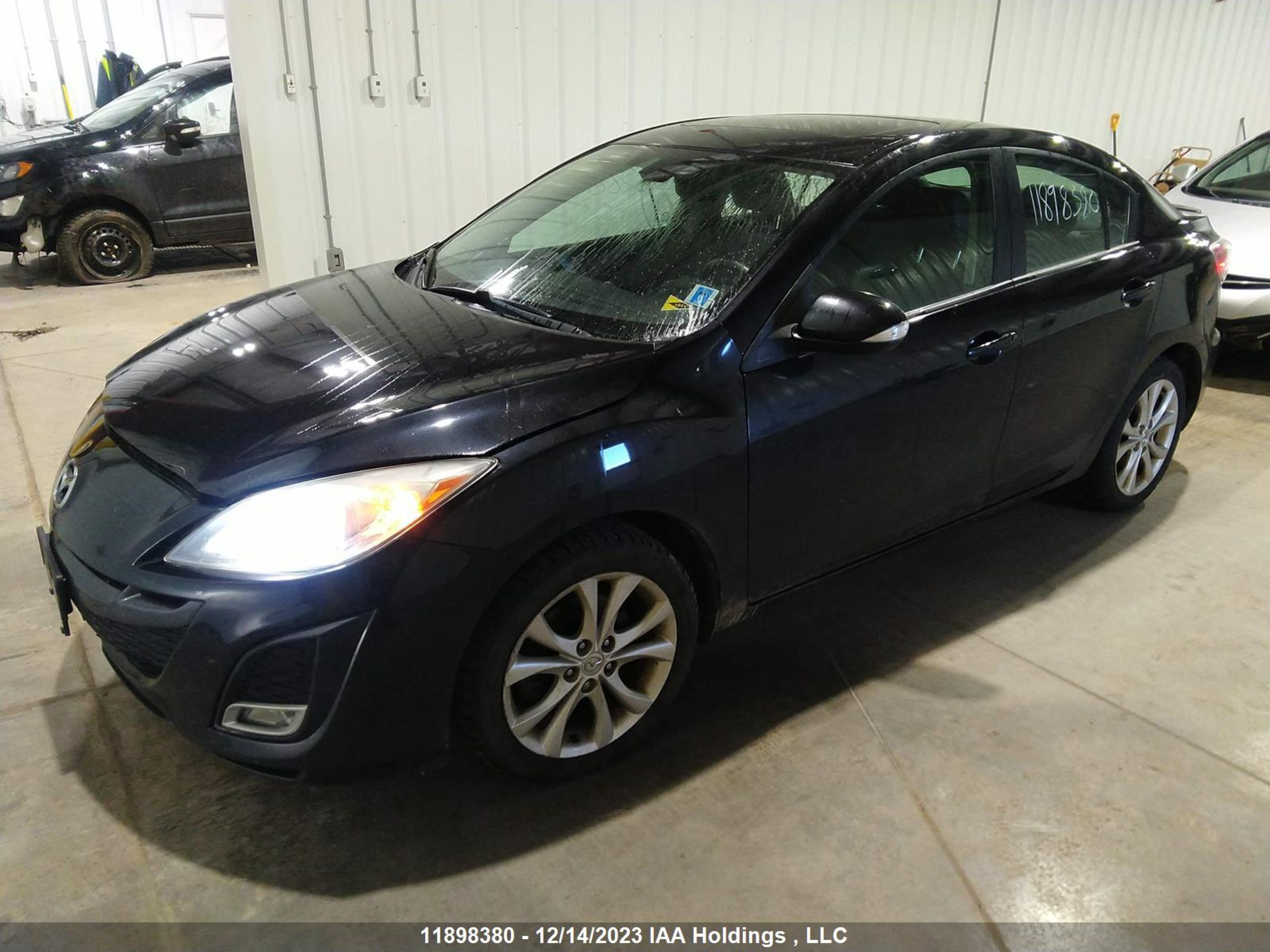 Photo 1 VIN: JM1BL1S51A1314847 - MAZDA 3 