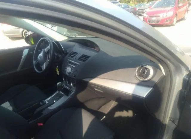 Photo 4 VIN: JM1BL1S52A1104788 - MAZDA 3 