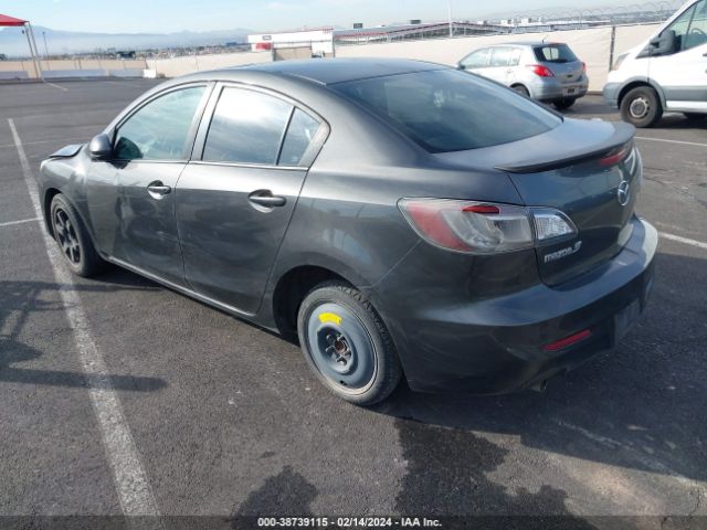 Photo 2 VIN: JM1BL1S59A1338698 - MAZDA MAZDA3 