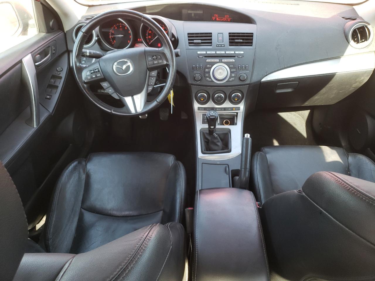 Photo 7 VIN: JM1BL1S6XA1148384 - MAZDA 3 