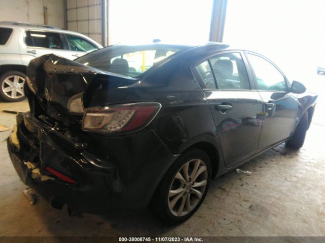 Photo 3 VIN: JM1BL1S6XA1303936 - MAZDA MAZDA3 