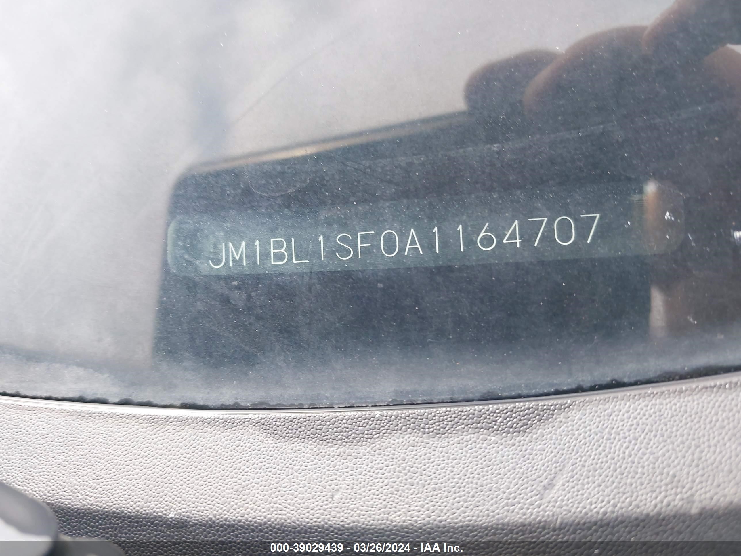 Photo 8 VIN: JM1BL1SF0A1164707 - MAZDA 3 