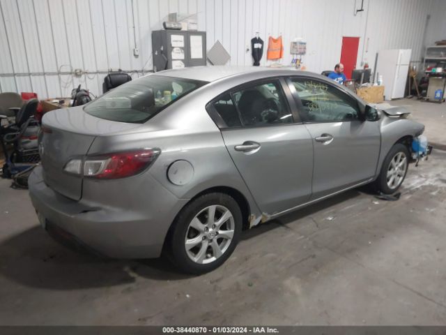 Photo 3 VIN: JM1BL1SF1A1197599 - MAZDA MAZDA3 