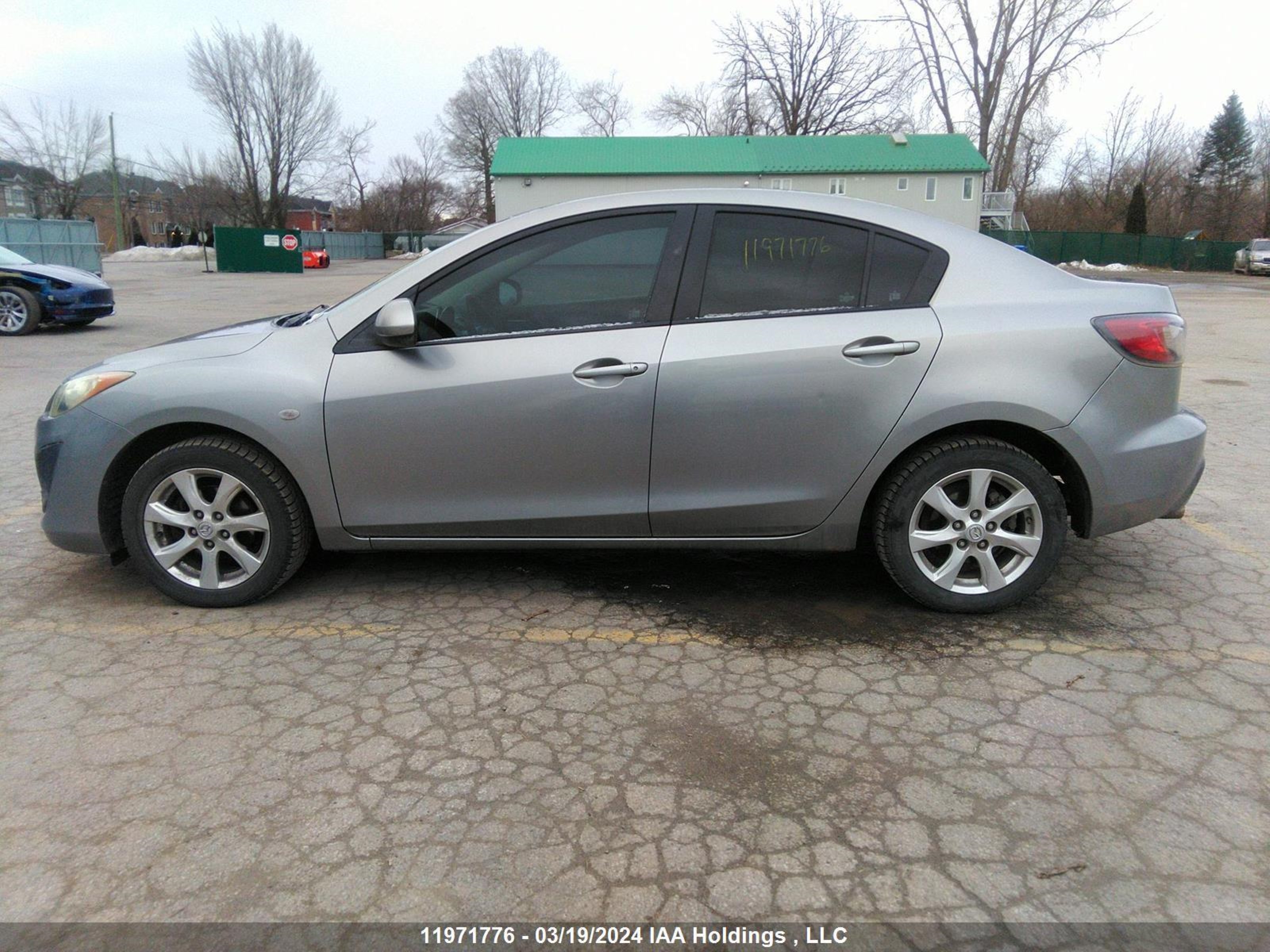 Photo 13 VIN: JM1BL1SF1A1336520 - MAZDA 3 