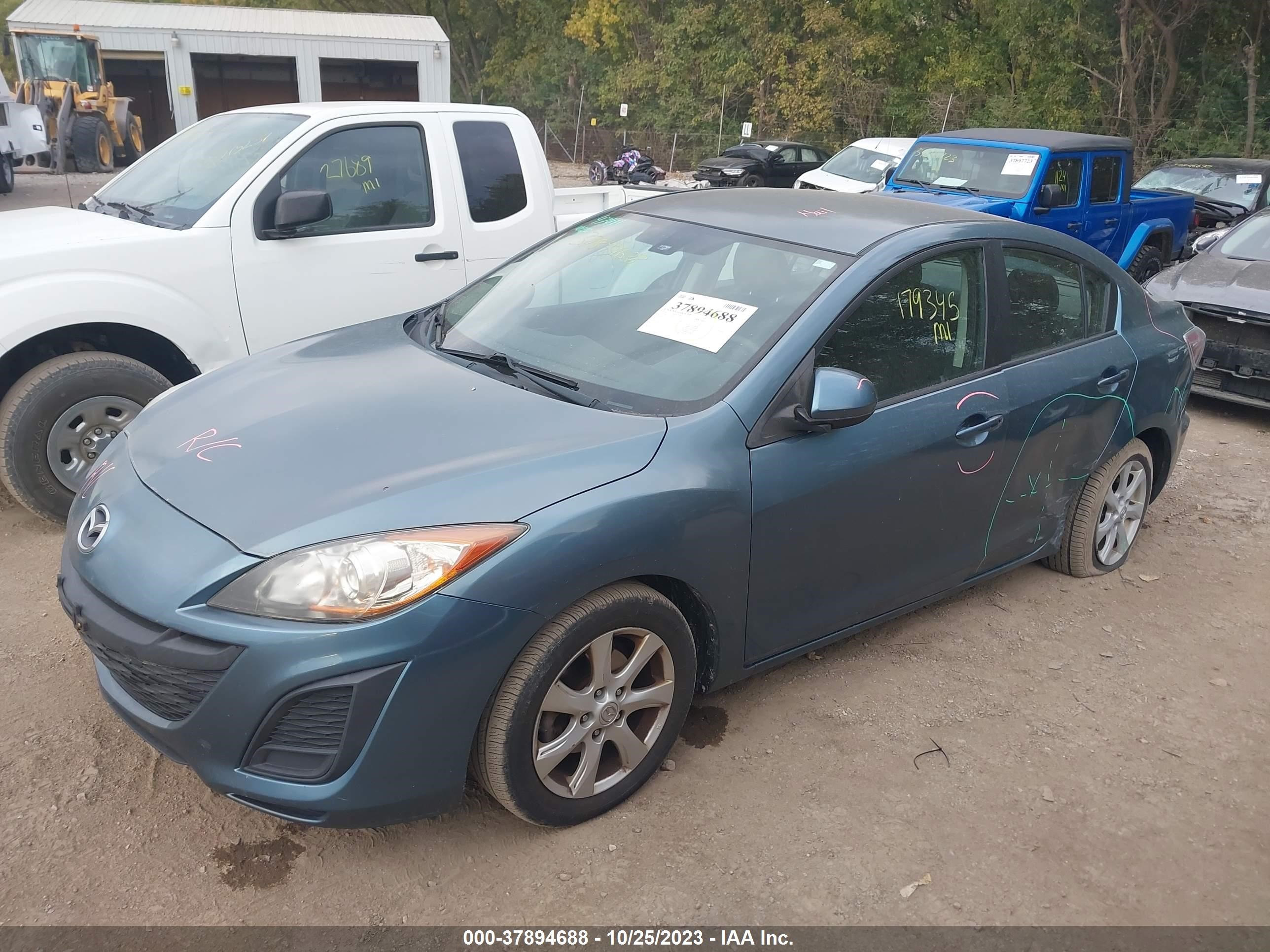 Photo 1 VIN: JM1BL1SF1A1354211 - MAZDA 3 