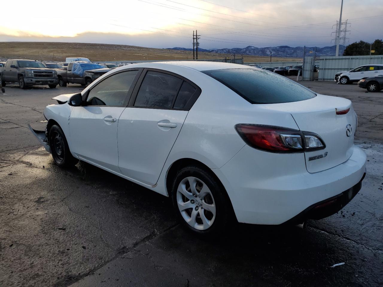 Photo 1 VIN: JM1BL1SF2A1201367 - MAZDA 3 