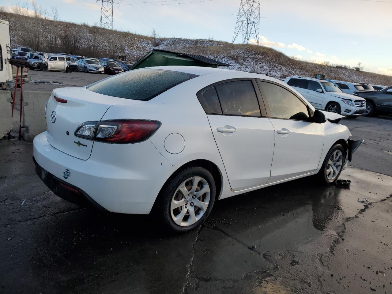 Photo 2 VIN: JM1BL1SF2A1201367 - MAZDA 3 