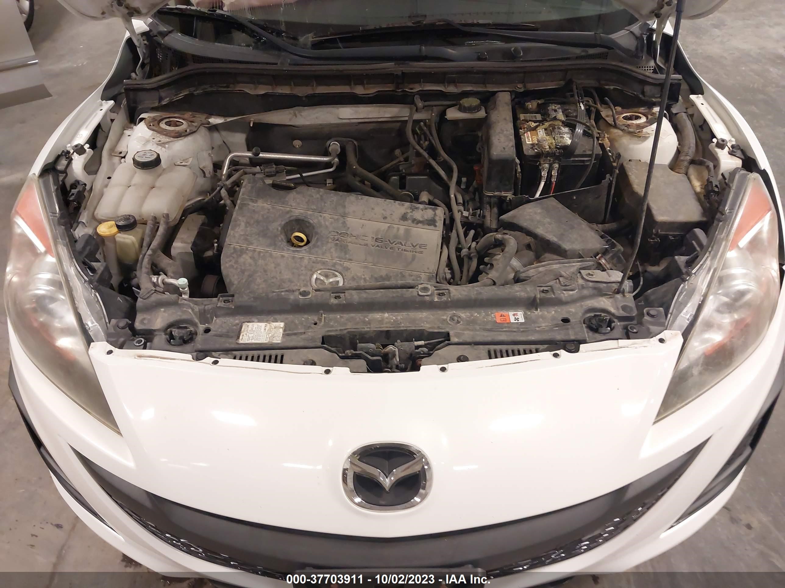 Photo 9 VIN: JM1BL1SF2A1329883 - MAZDA 3 