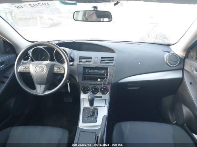 Photo 4 VIN: JM1BL1SF4A1164211 - MAZDA 3 