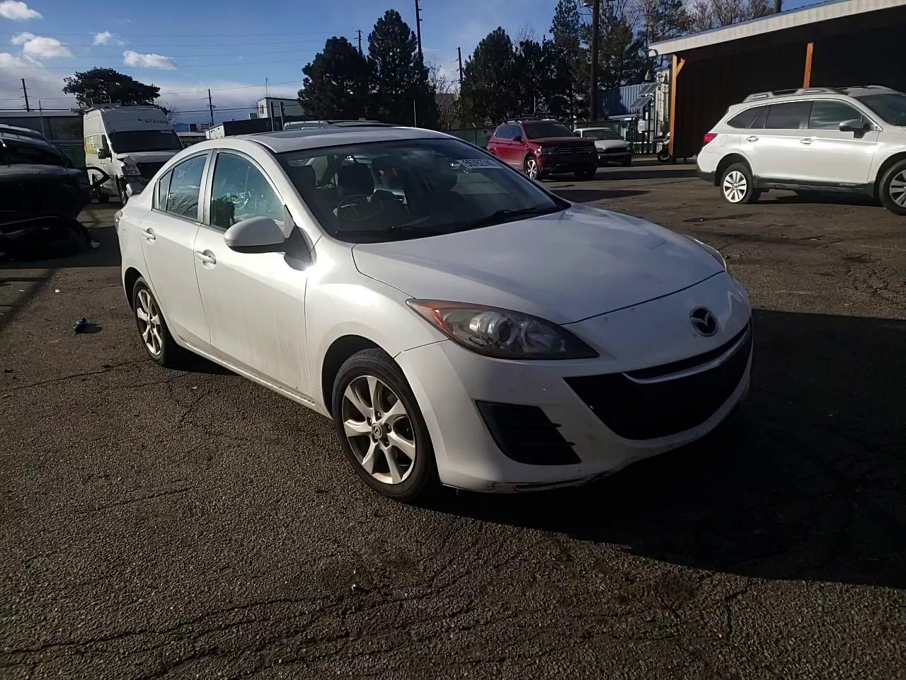 Photo 10 VIN: JM1BL1SF4A1223211 - MAZDA 3 I 