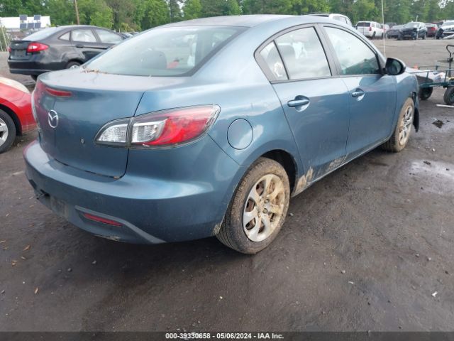 Photo 3 VIN: JM1BL1SF4A1233303 - MAZDA MAZDA3 