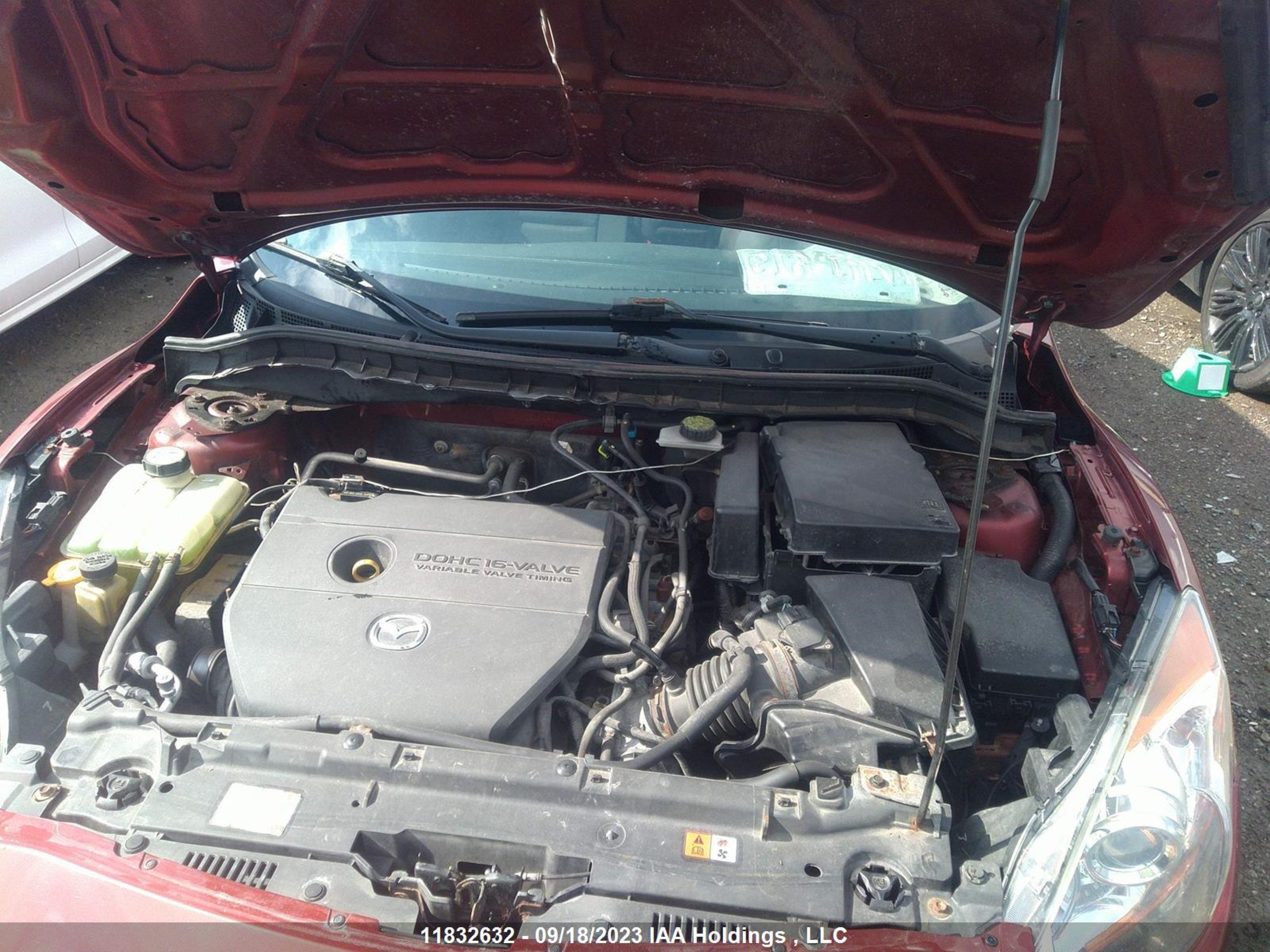 Photo 9 VIN: JM1BL1SF5A1235870 - MAZDA 3 