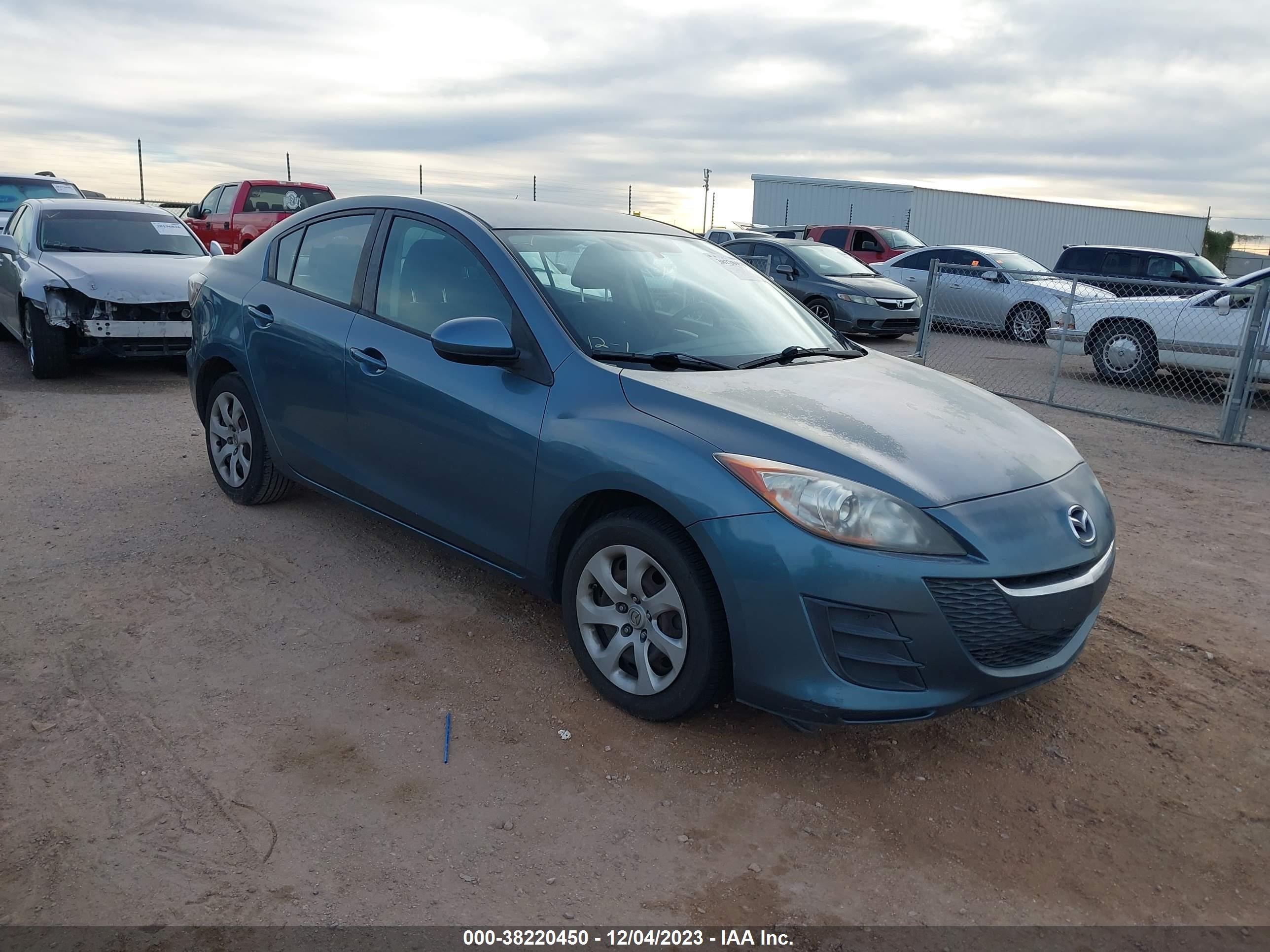 Photo 0 VIN: JM1BL1SF6A1217135 - MAZDA 3 