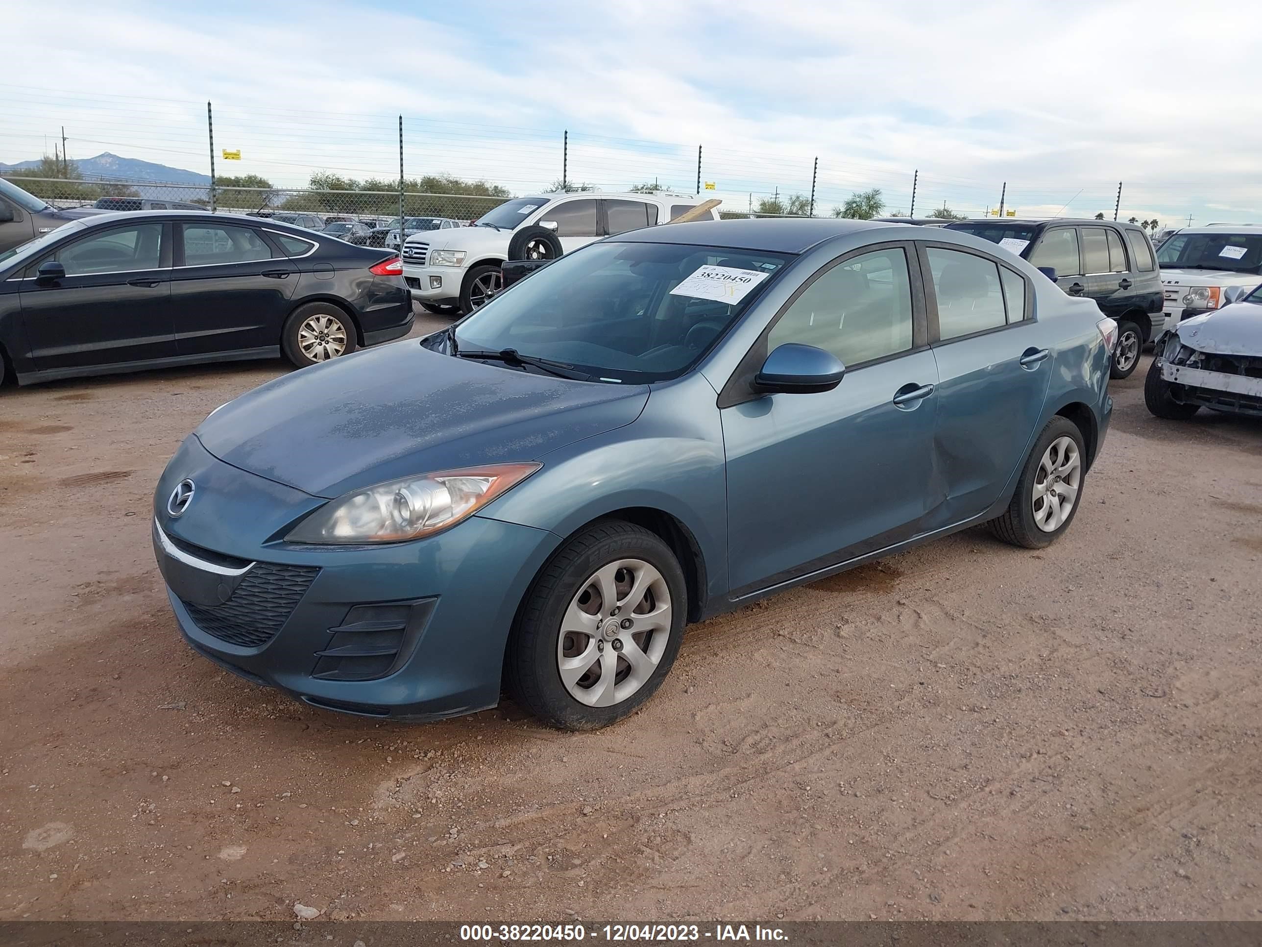 Photo 1 VIN: JM1BL1SF6A1217135 - MAZDA 3 