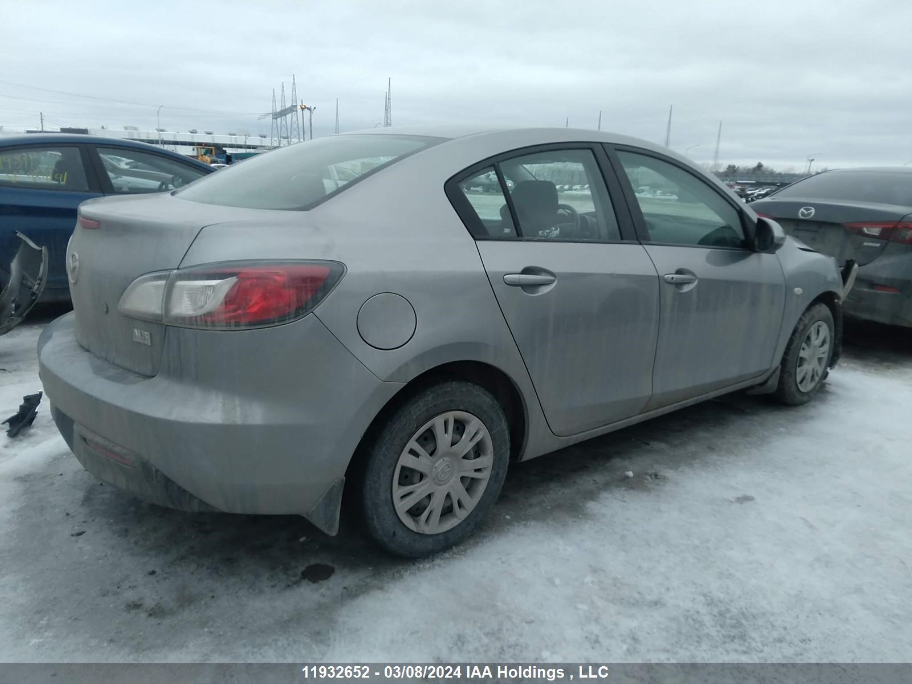 Photo 3 VIN: JM1BL1SF6A1240947 - MAZDA 3 