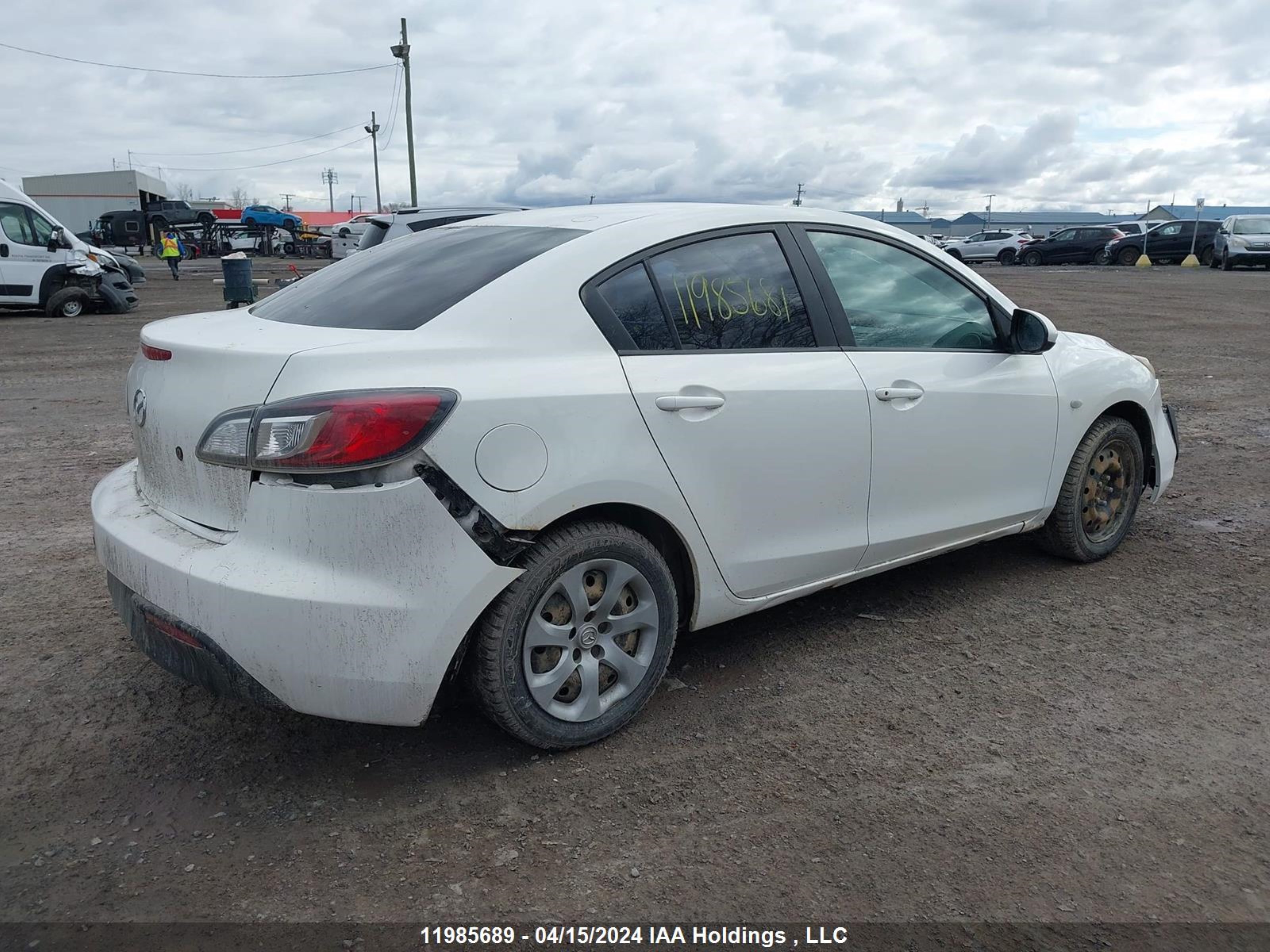 Photo 3 VIN: JM1BL1SF6A1323083 - MAZDA 3 