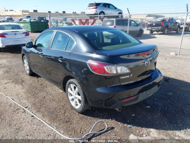 Photo 2 VIN: JM1BL1SF7A1141330 - MAZDA MAZDA3 