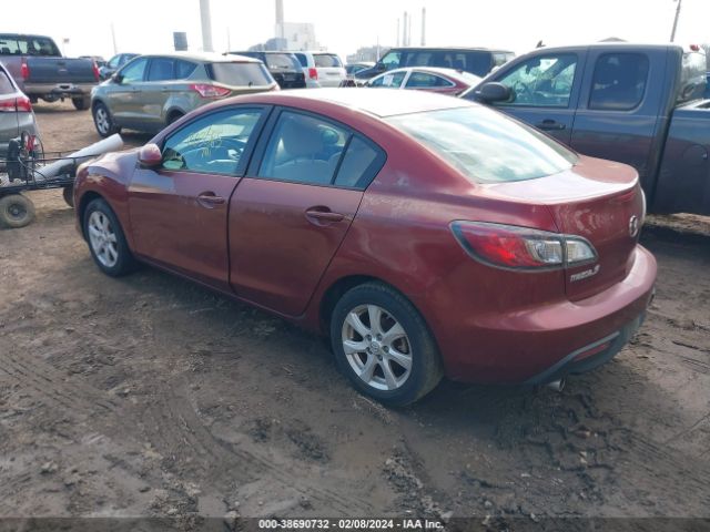 Photo 2 VIN: JM1BL1SF7A1211389 - MAZDA MAZDA3 