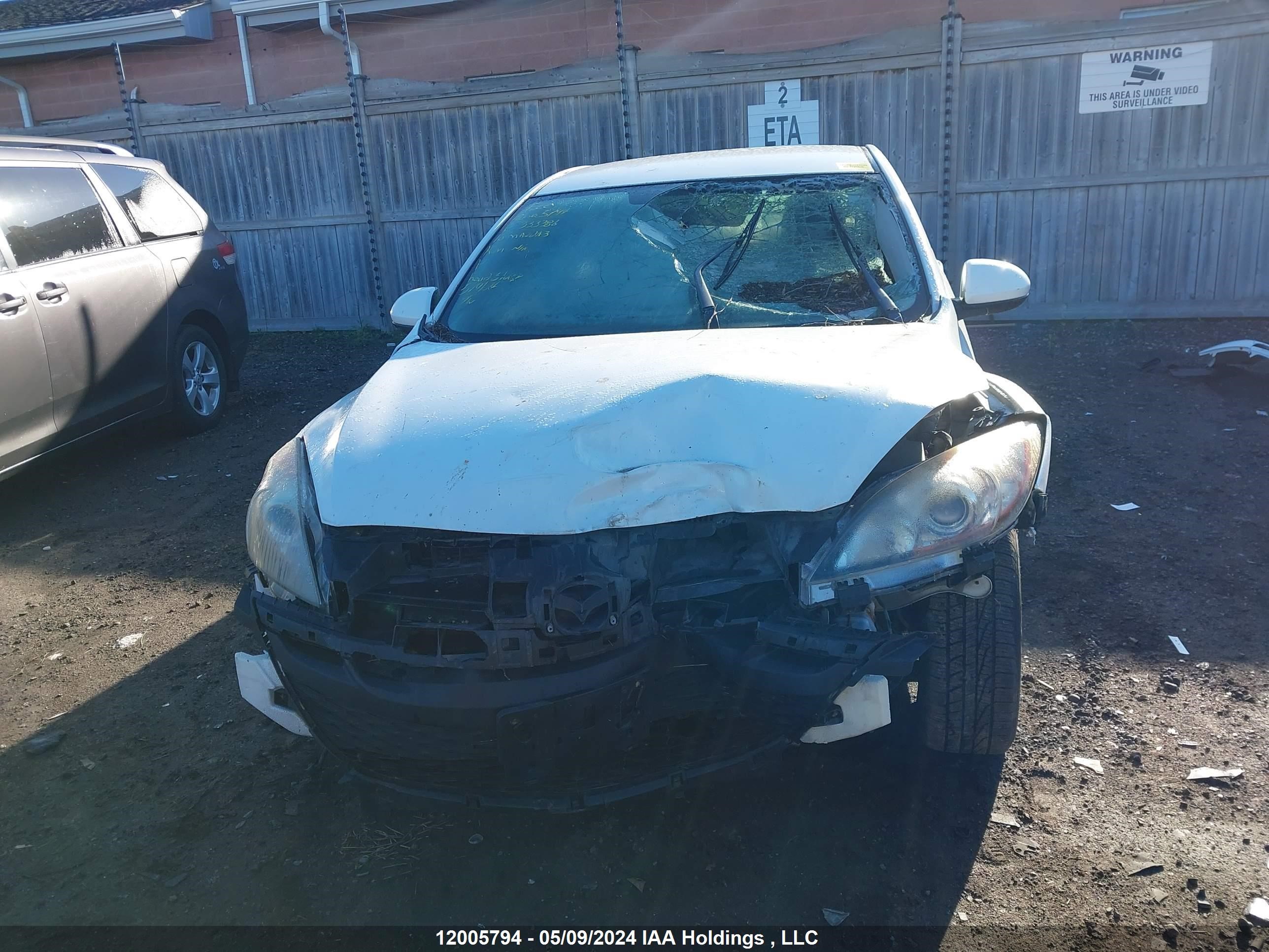 Photo 12 VIN: JM1BL1SF8A1333386 - MAZDA 3 