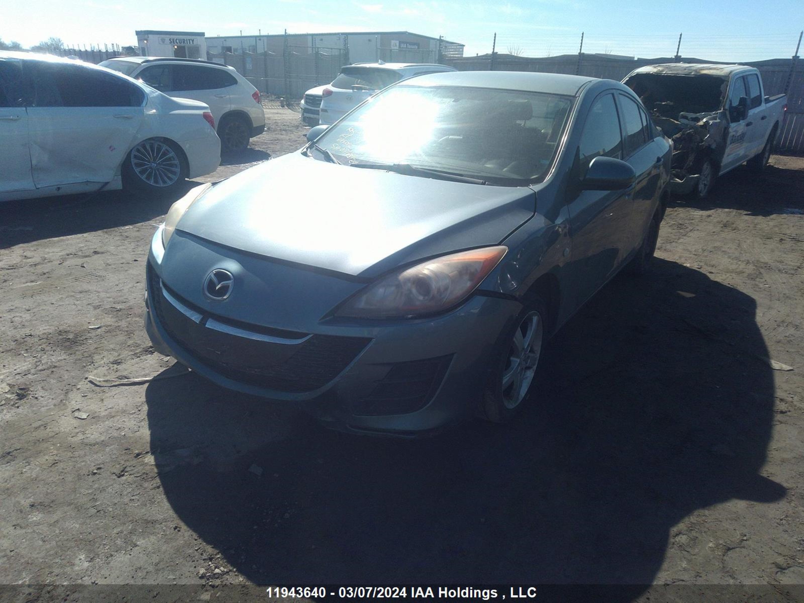 Photo 1 VIN: JM1BL1SF9A1119751 - MAZDA 3 