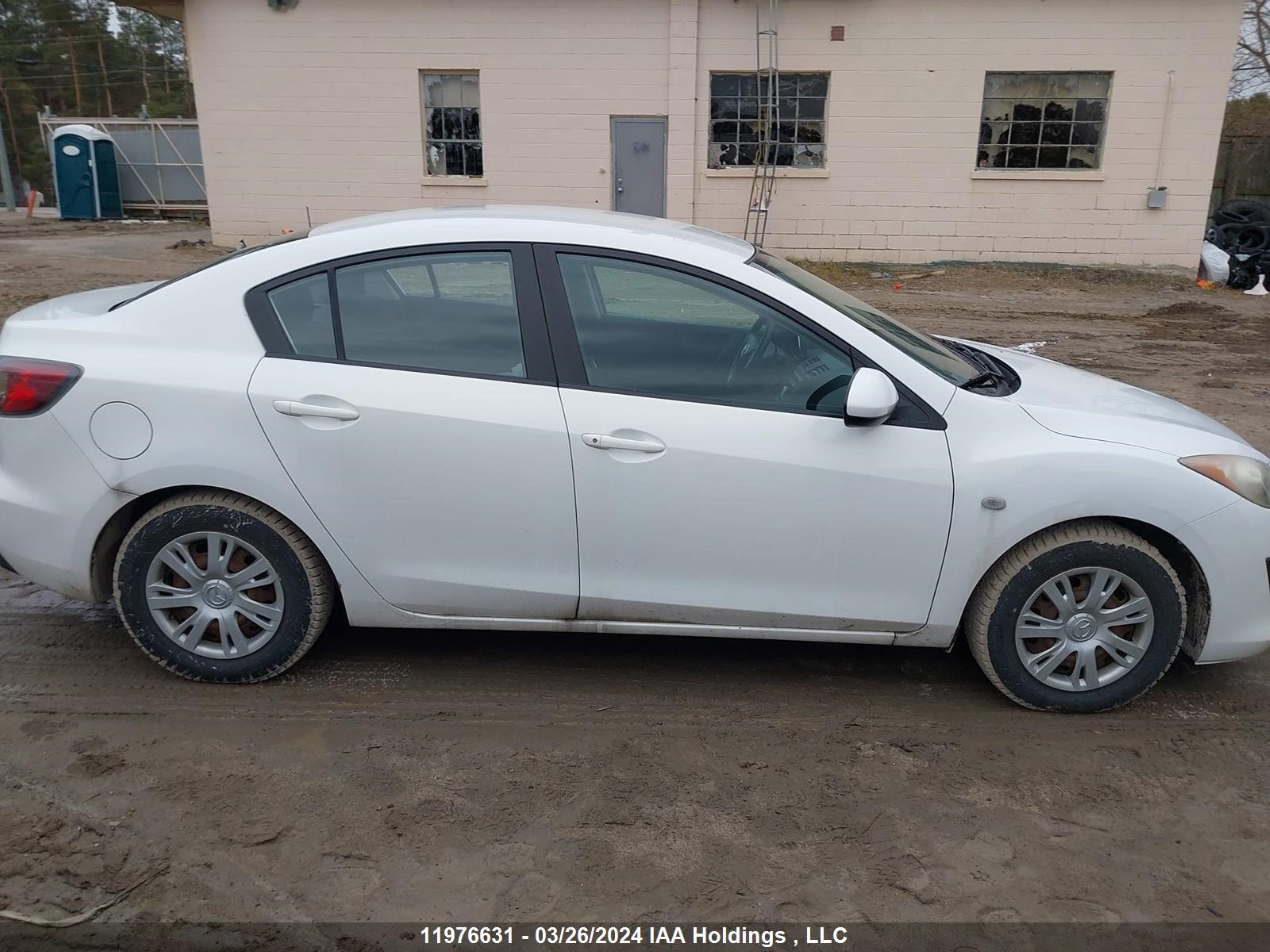 Photo 13 VIN: JM1BL1SF9A1126327 - MAZDA 3 