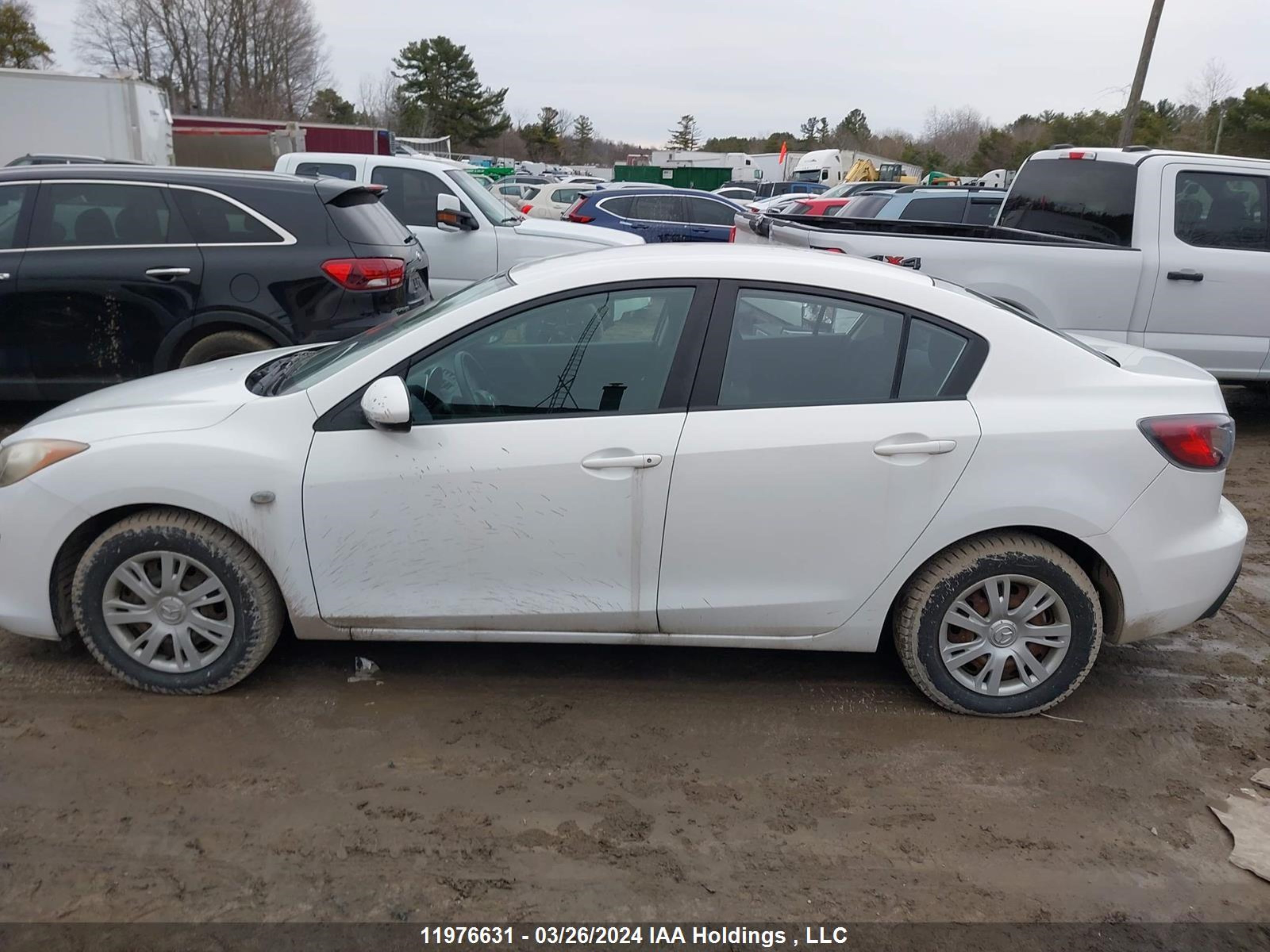 Photo 14 VIN: JM1BL1SF9A1126327 - MAZDA 3 