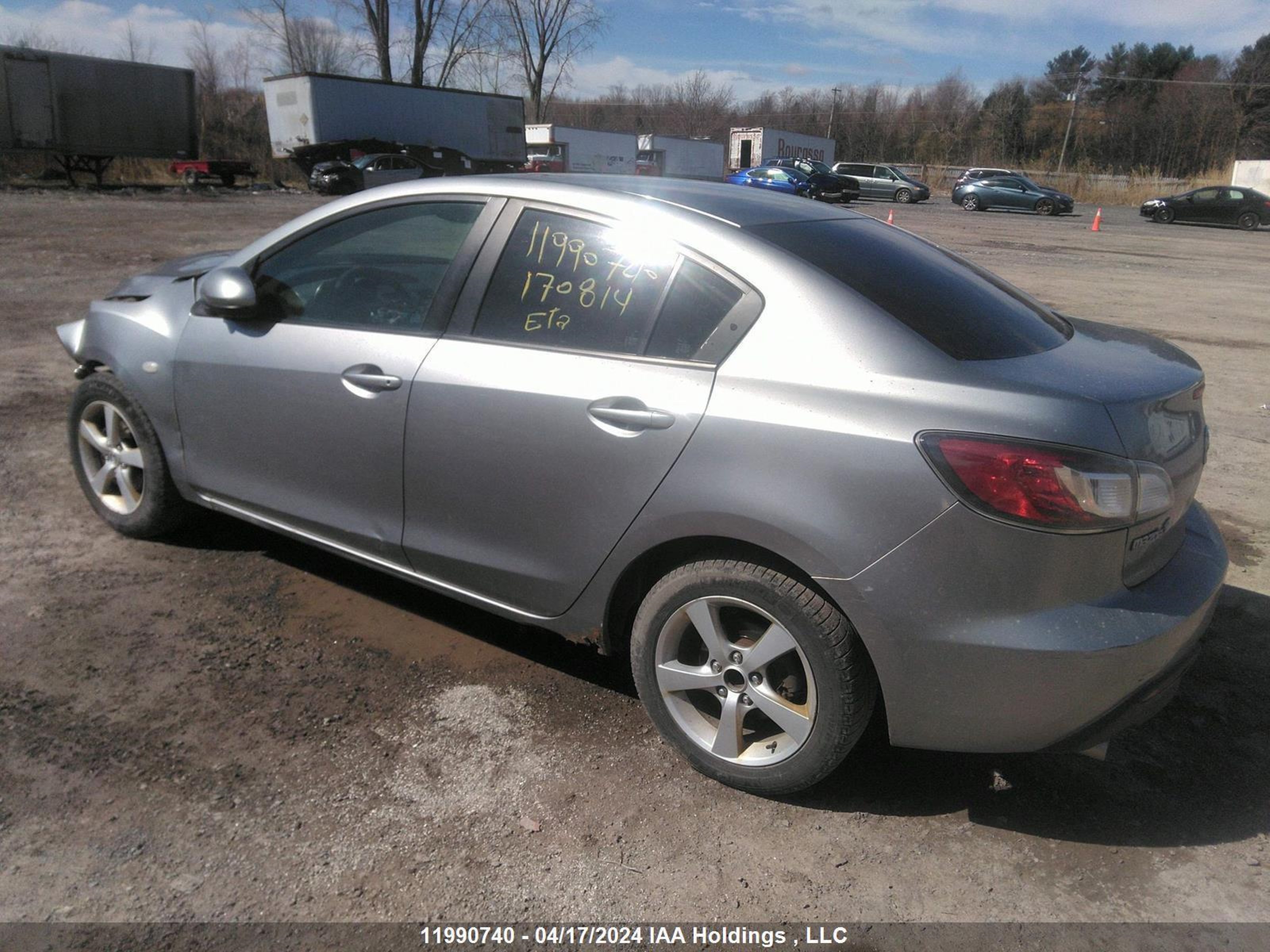 Photo 2 VIN: JM1BL1SF9A1170814 - MAZDA 3 